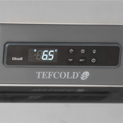 Tefcold RK710-P -Jääkaappi. Tilavuus 650ltr